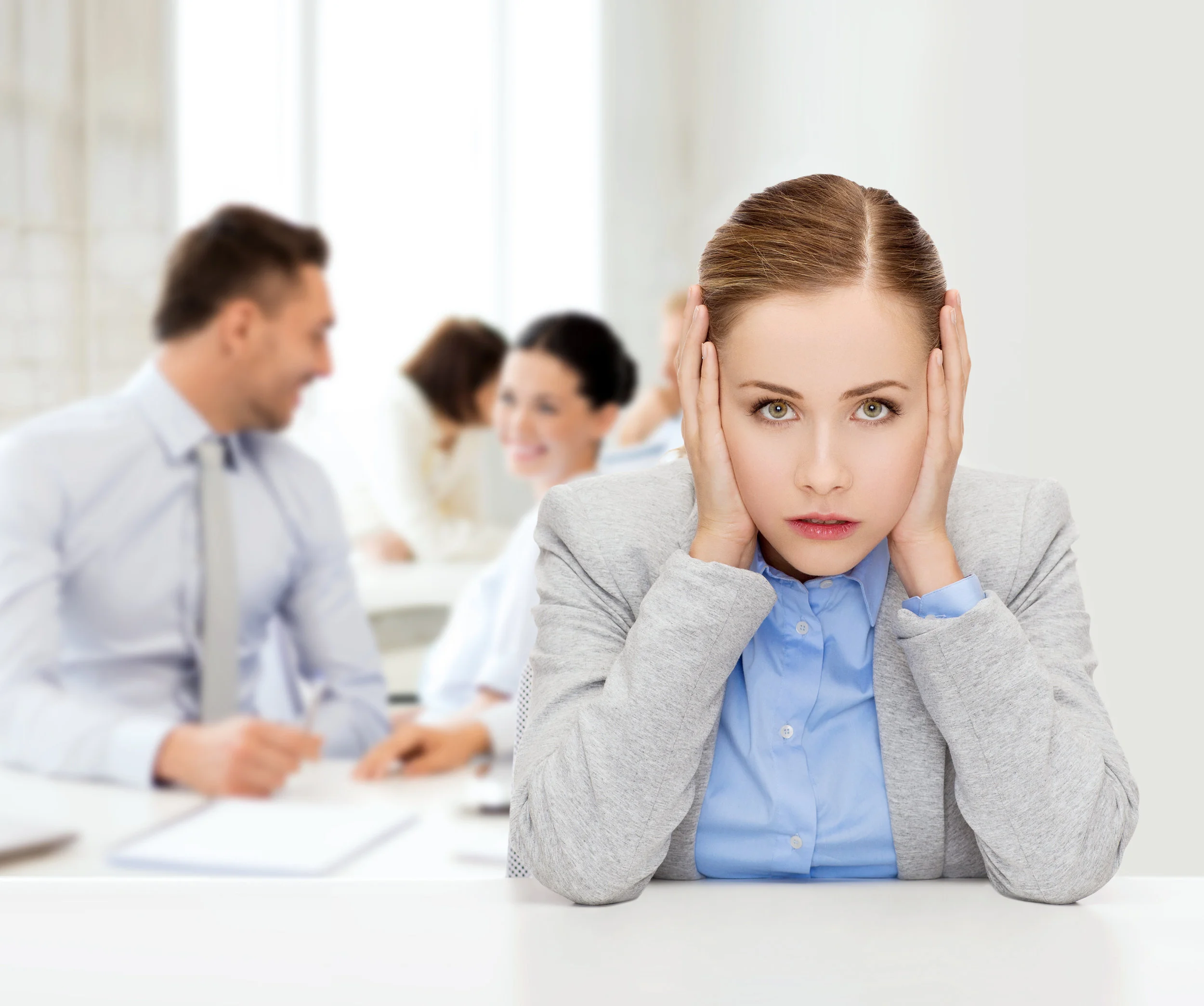 تأثیر نویز محیطی بر بازدهی