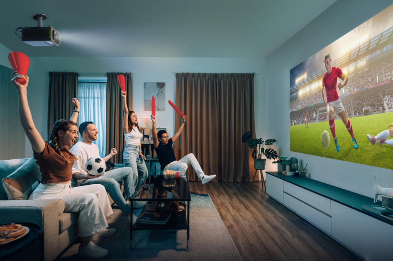 خرید لوازم دیجیتال برای دورهمی‌: ویدیو پروژکتور