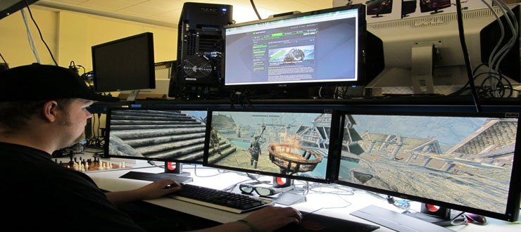 اتصال چند نمایشگر به یک لپ‌ تاپ